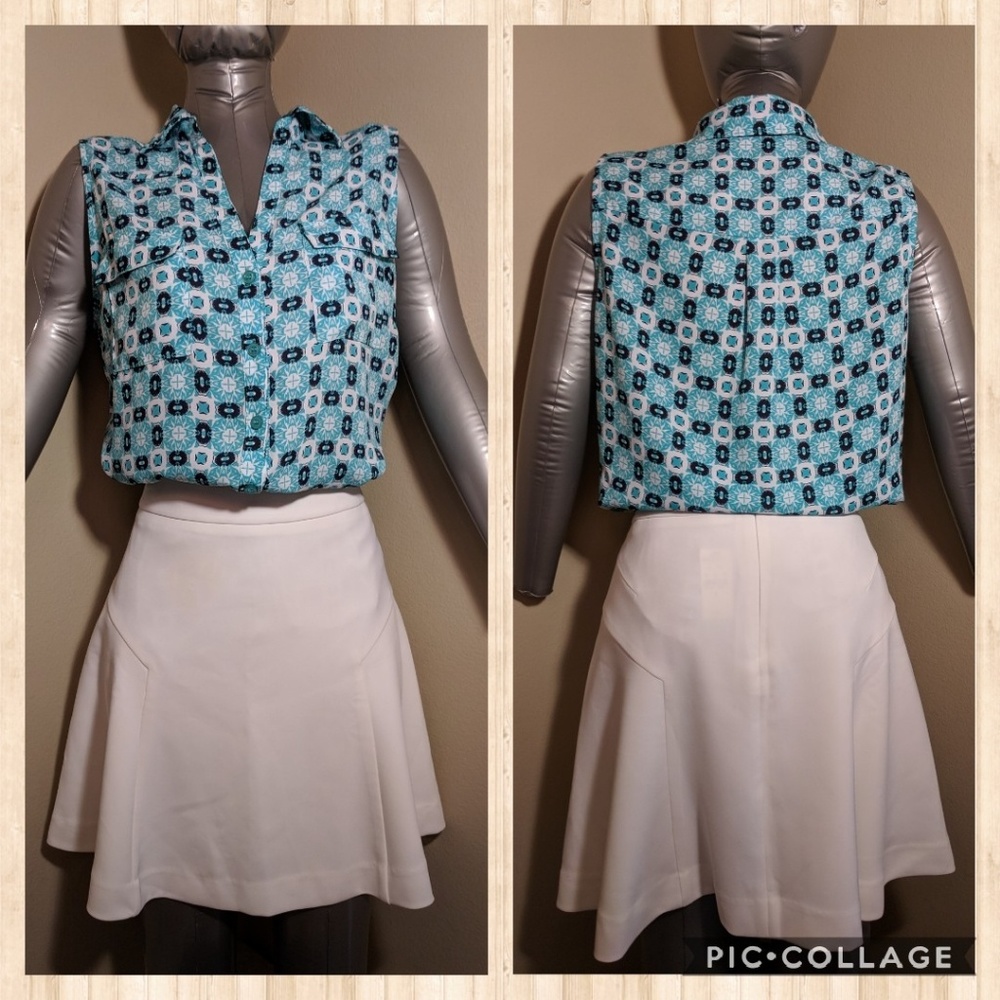 New York & Company Sleeveless Button Top size M - Picture 3 of 5